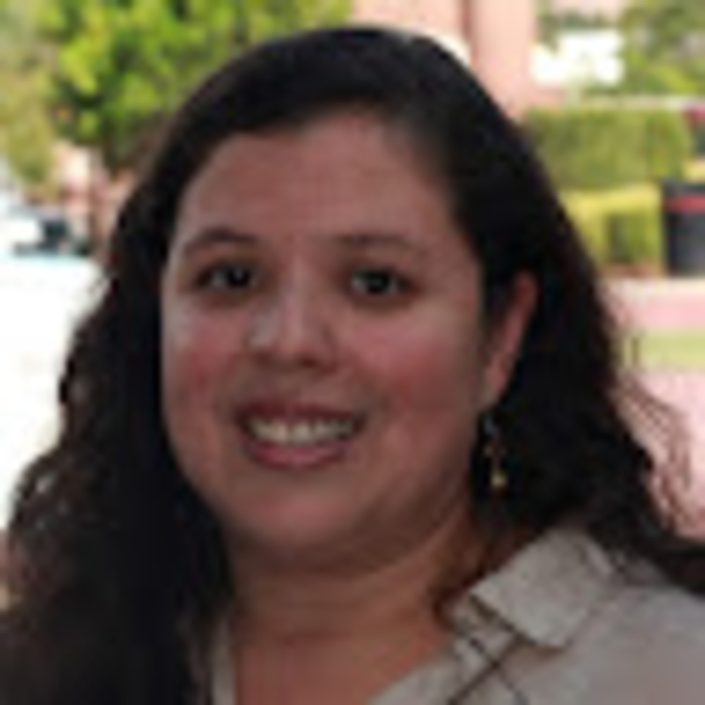 Meet your Posher, Maria beatriz